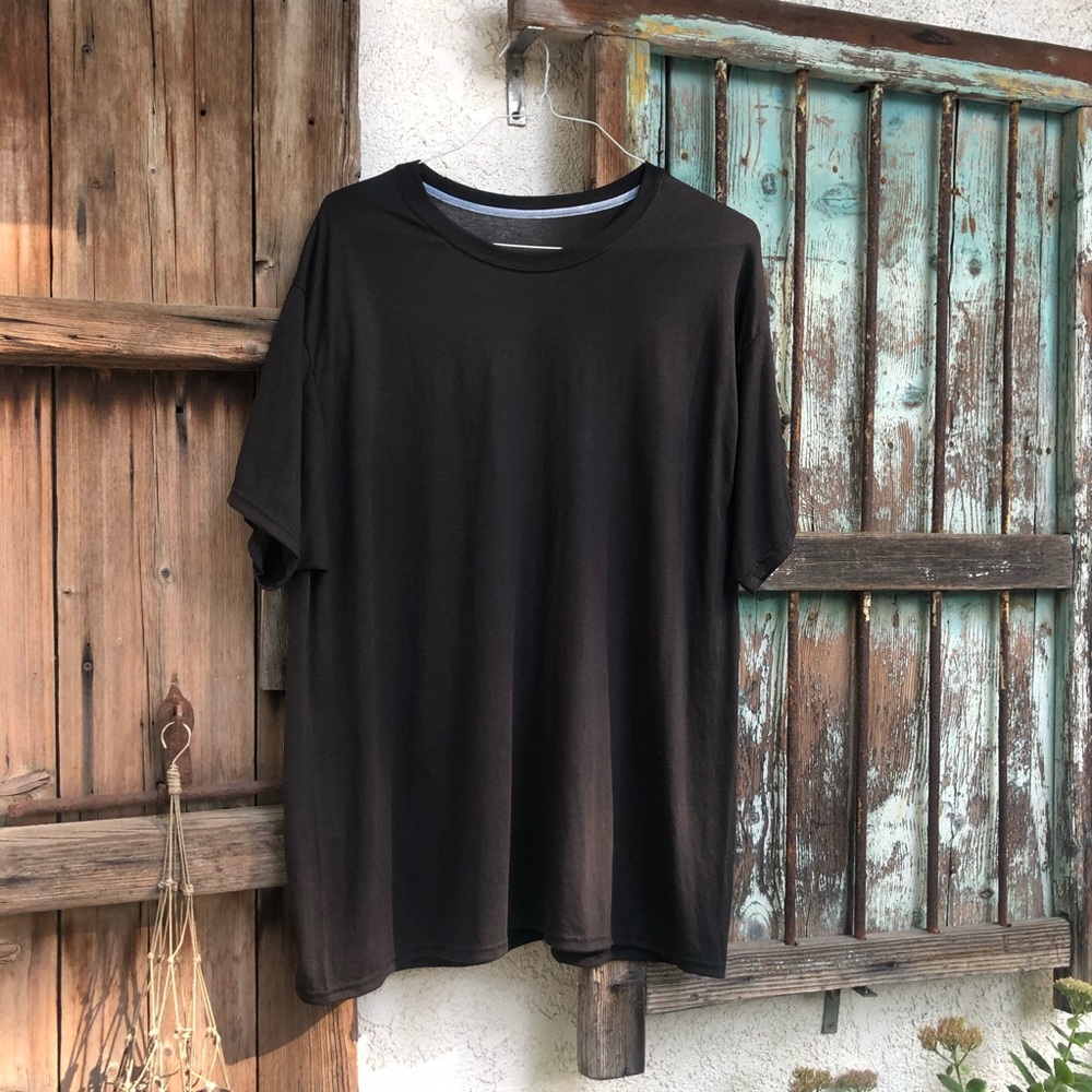 Men’s black T-shirt. Size 2XL NEW with our tag